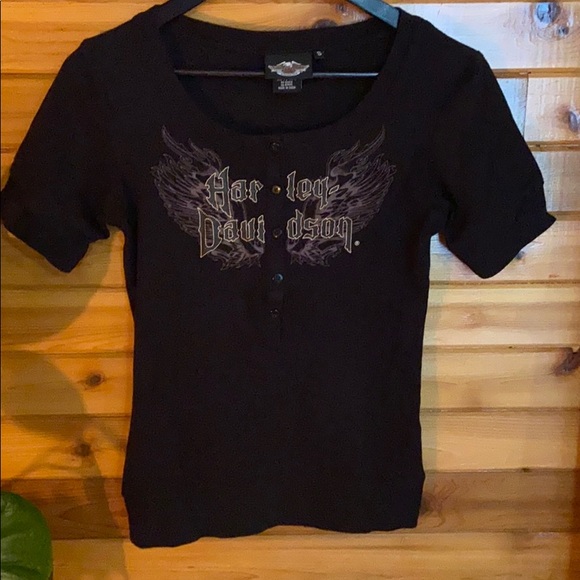 Harley Davidson button t-shirt